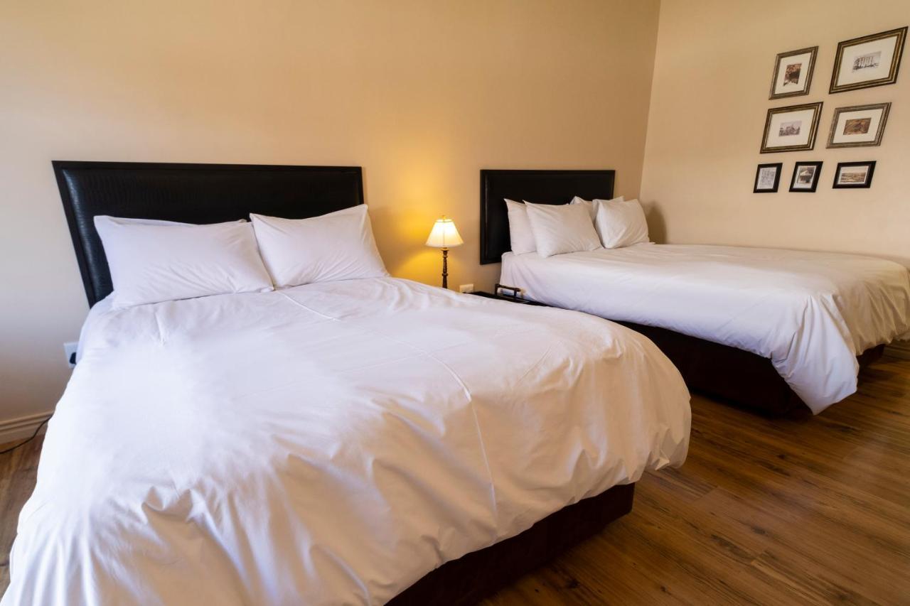 Protea Hotel By Marriott Kimberley Eksteriør billede