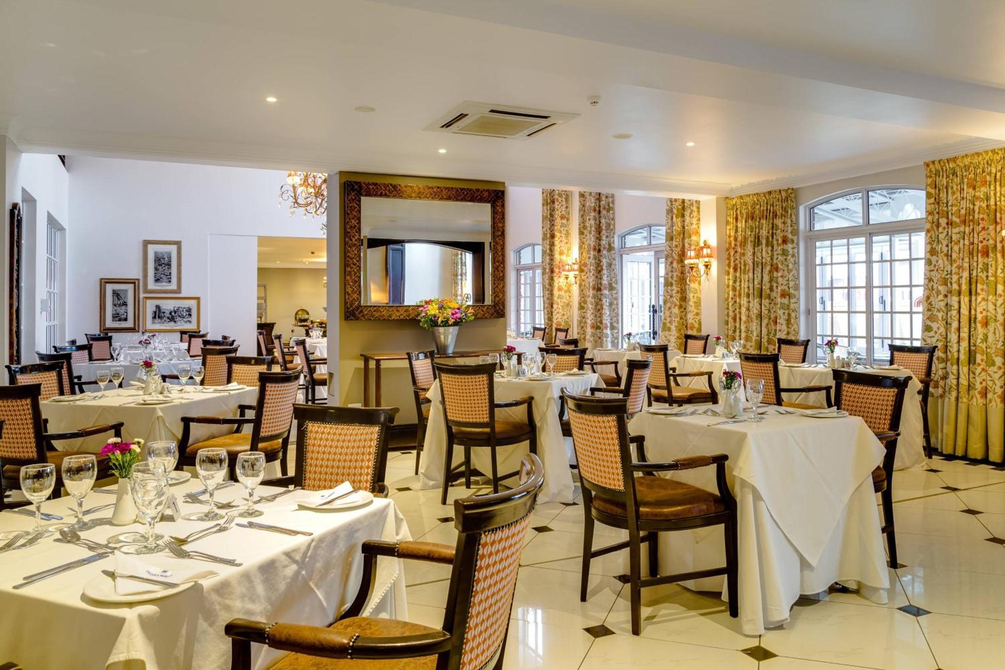 Protea Hotel By Marriott Kimberley Eksteriør billede